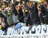 VIDEO. Ligue 1: Nantes-Le Havre interrotto dopo il lancio di palline da tennis… e carta igienica