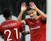 Jelle Vossen guida Zulte Waregem con una tripletta superando Seraing al comando