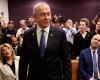 Benjamin Netanyahu interrogato in tribunale nel corso del suo processo per corruzione