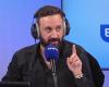 Cyril Hanouna – “Ciao! Chi c’è al telefono?” : quando il conduttore chiama François Bayrou… E lui risponde