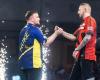 Littler, Van Gerwen, Bunting e Dobey sigillano i posti in semifinale all’Ally Pally