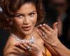 Zendaya sorprende con il vestito arancione sul tappeto…