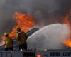 I vigili del fuoco di Los Angeles sono sparsi con 4 incendi, ma i soccorsi sono in arrivo