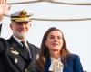 Il re Felipe e la regina Letizia danno un commovente addio alla principessa Leonor che si imbarcherà per cinque mesi in mare