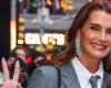 Vittima di commenti sprezzanti sulla sua età, l’attrice Brooke Shields denuncia l’“ageism” nella sua autobiografia “Brooke Shields Is Not Authored to Get Old”